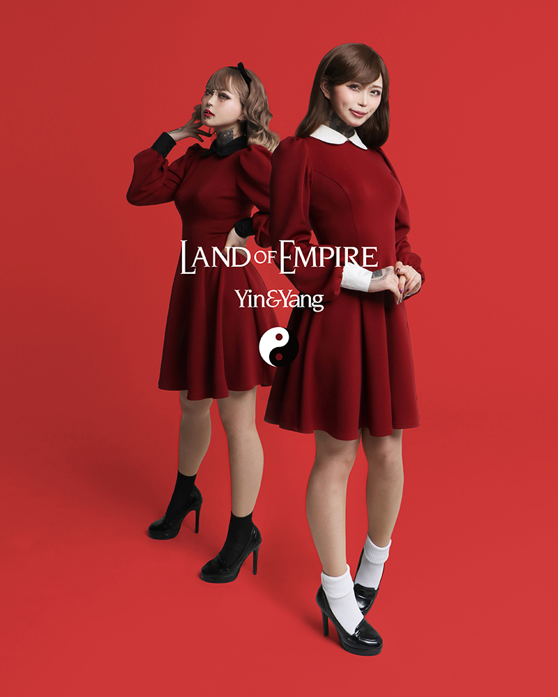 LandOfEmpire's tweet photo. 🏛️お知らせ🏛️
LAND OF EMPIRE 受注会 6/27（土）～7/5（日���表参道ショップFYPおよびオンラインにて開催決定🎉
そしてオーダー限定カラー【Yin&amp;Yang（陰陽）】イメージビジュアル公開‼️‼️
P: @NagasawaKenzi 
H&amp;M: @c_chiaki_ 
M: @nougami_16344 
オンライン→https://t.co/lSChQnxjH0 https://t.co/moZlrHpwc2