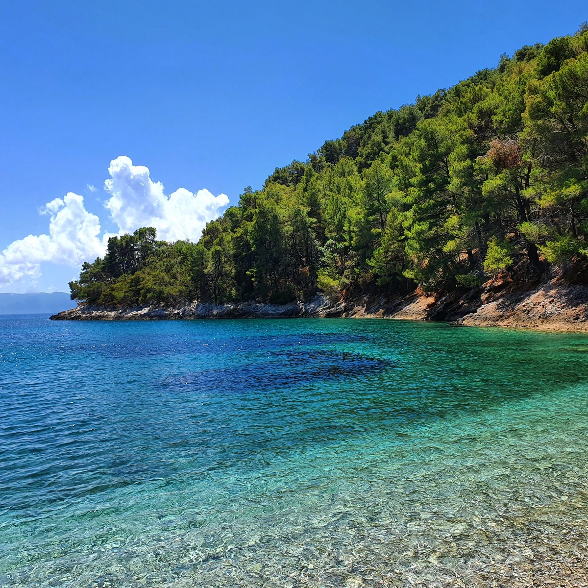 PrivateToursCro's tweet photo. Croatia, pure hedonism 🌊 https://t.co/xVsLMlncjb