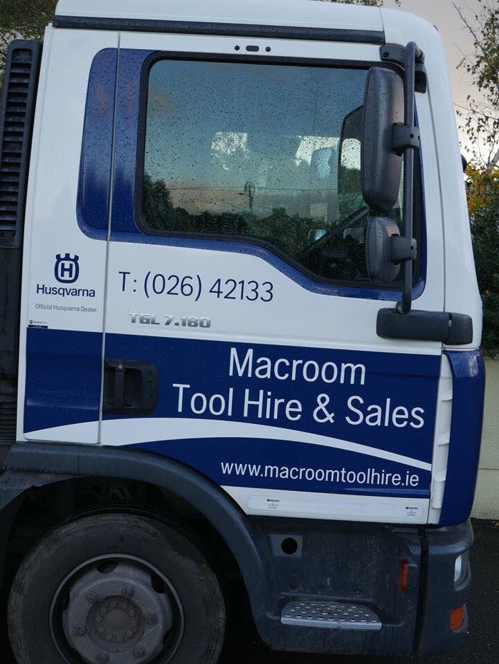 macroomtoolhire's tweet photo. **OPEN TODAY until 5.30pm** We have all the #gardening #tools & #machinery for your upcoming projects!
๐ง#Lawnmowers
๐จ#Strimmers
๐ง#HedgeTrimmers
๐จ#LongReachPoleSaw
๐ง#GardenRoller
๐ง#Rotavators
๐จ#Excavators
๐ง#Wheelbarrows
& much more! ๐026-42133 #staylocal #shoplocal https://t.co/I8ePOx4SqE