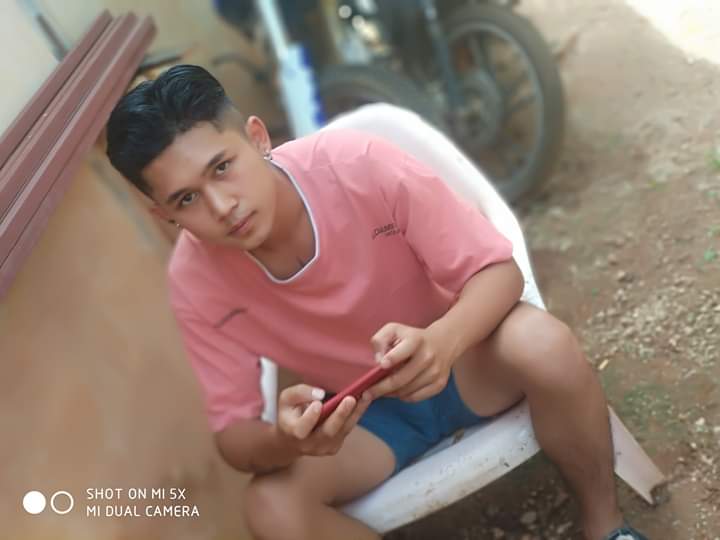 SuratSam3's tweet photo. ေတြ႔လား စားခ်င္စရာျကီး😜😛 https://t.co/BSMcFVdSB8