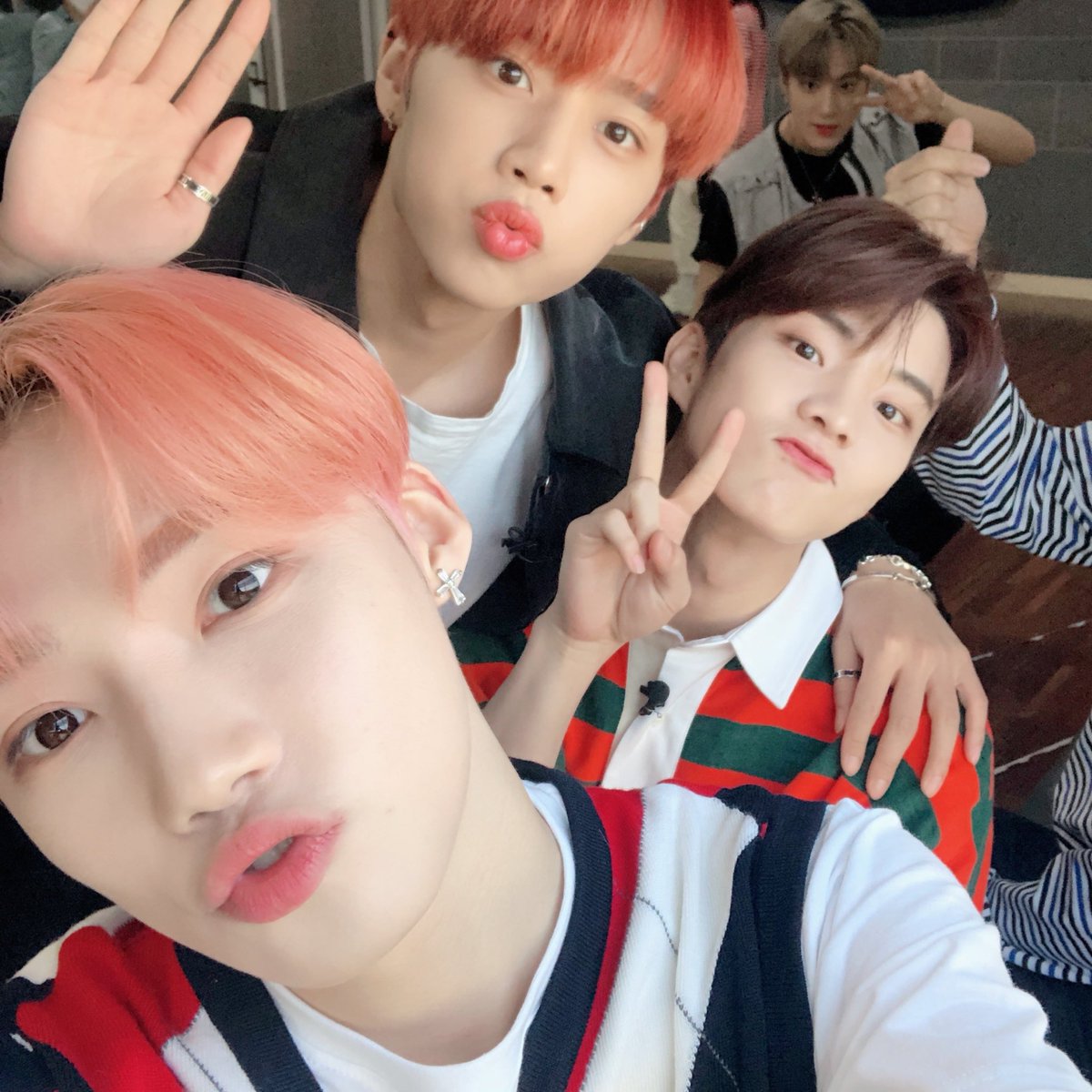 THE BOYZ (더보이즈) tweet media
