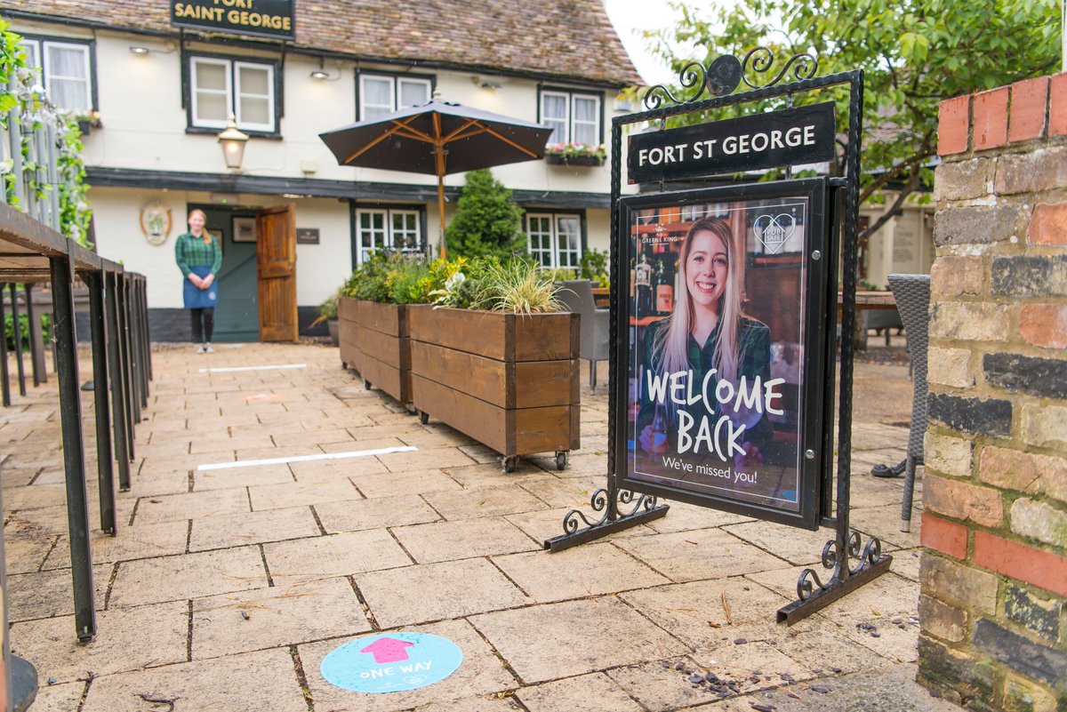 Customer and team safety is our number one priority, so as we look ahead to welcoming our customers back to our pubs, we’ve launched ‘Pub Safe’. We’re pledging five commitments, designed to look after team members and ensure customers can socialise safely. bit.ly/2UBxV5g