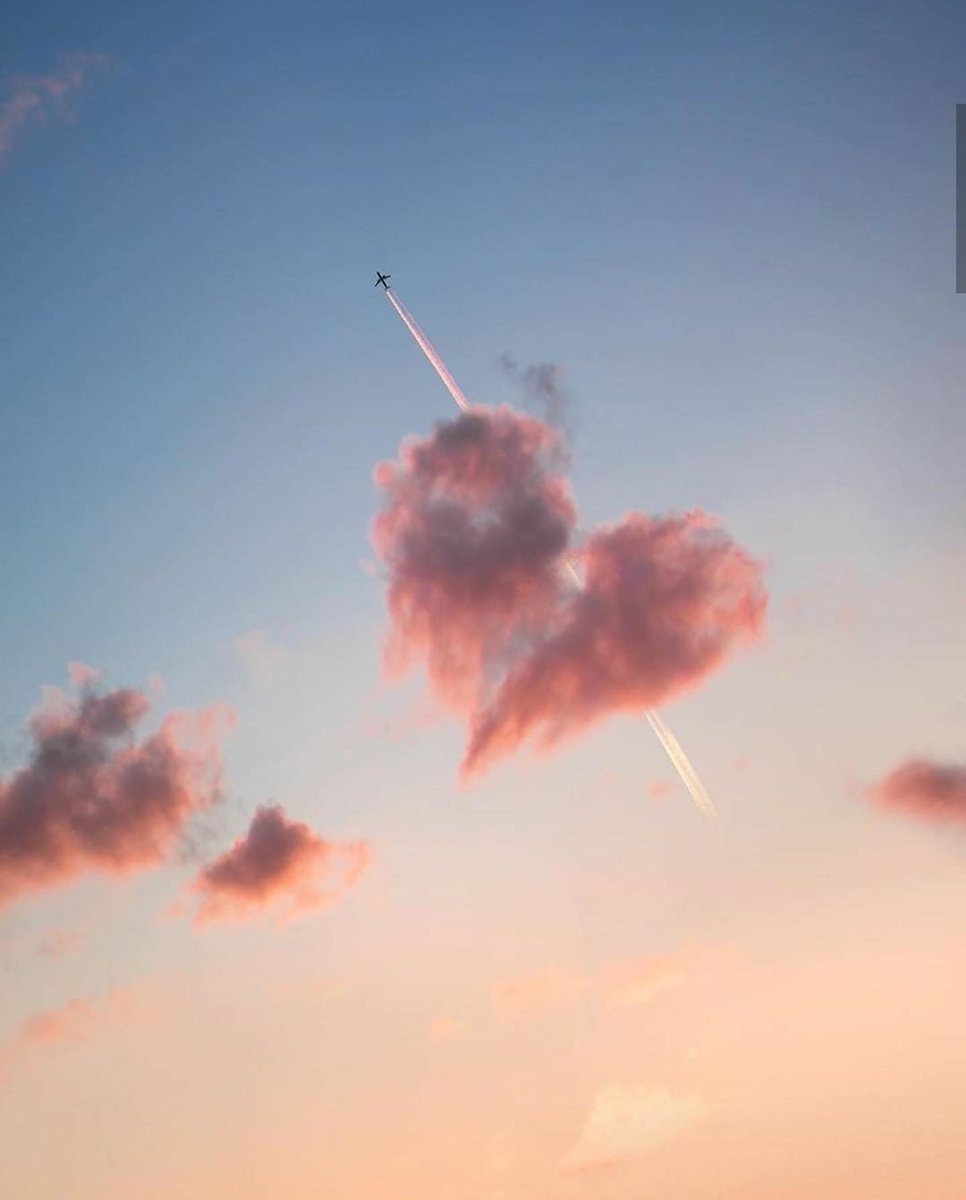 givldh's tweet photo. i'm gonna log out now <3 i'll miss all of you (sorry if i forgot to add you to my list :0 i still love you!!) https://t.co/c9lYv8kFrC