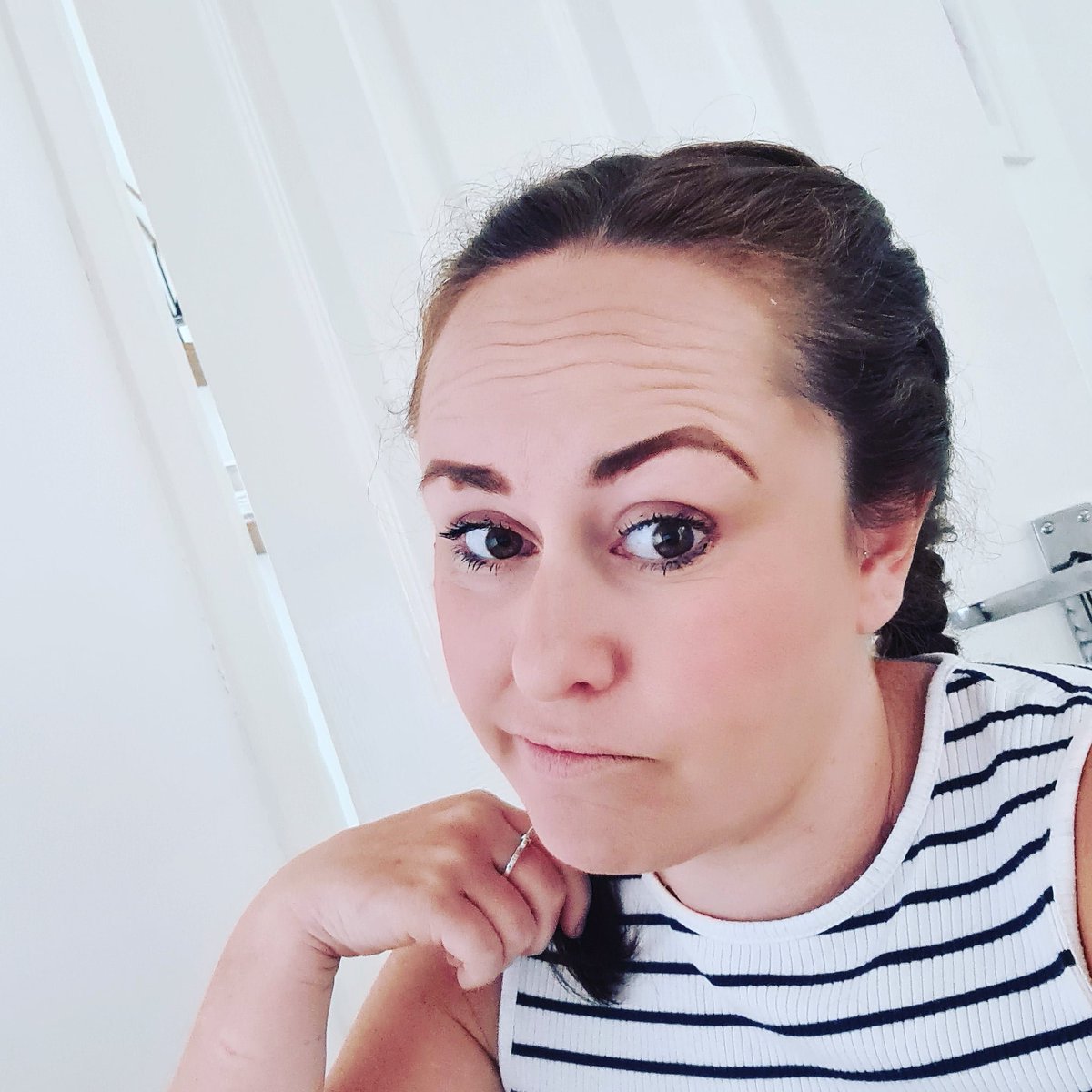 Wishing my day away, waiting for tomorrow so I can cuddle the little humans, cuddle my sister and drink Rum with my brother-in-law 💙

14 weeks isolated.....NUTS

#supportbubble #lockdown2020 #freedom #family