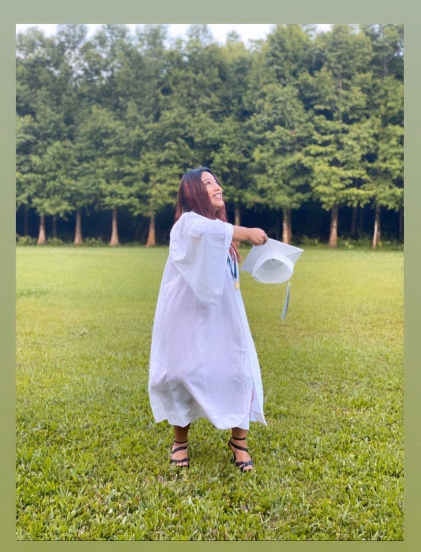 RocketsCentral's tweet photo. Rocket Alumni Launching... Congratulations! Beautiful photos, Katherine Briones! #BeTheStandard #BeAChampion #BeARocket 🎓🚀🎉🎊 https://t.co/5ZXbdcdzy4