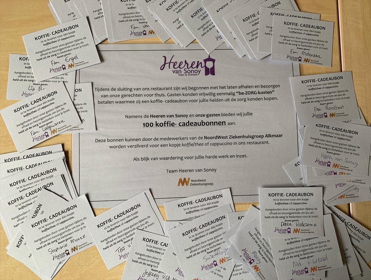 “BE-ZORG-KOSTEN” 🏥

Gisteren overhandigden wij 100 koffie-cadeaubonnen aan de IC afdeling van het <a href="/MCAziekenhuis/">MCA ziekenhuis</a>.

Onze gasten konden tijdens het afhalen&amp;bezorgen vrijwillig
“be-ZORG-kosten” betalen. 

Daarmee kochten zij een koffiebon voor de zorghelden.
Bedankt!🤍
#samensterk