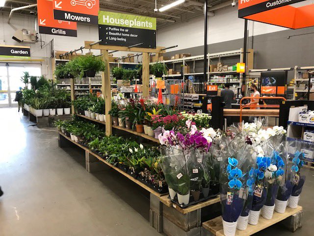 RmmKevin's tweet photo. #WeCantDoWhatWeDoWithoutYou Amazing Day with Team 962! THANKYOU Maggie #YEAHMET !! Jodi in D24 for “Painting”  the perfect customer experience !! Natti and Tracey setting the example for #LegendaryCustomerService #WhyWeDoWhatWeDo And Sean KW!!  @PeteCapel @LundholmPaul @AtwillJC https://t.co/eIjms3WROv