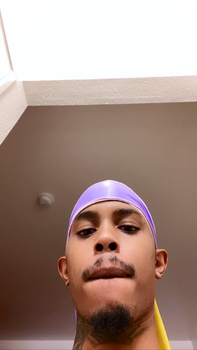 VV$ 👨🏾🎤💙 tweet media
