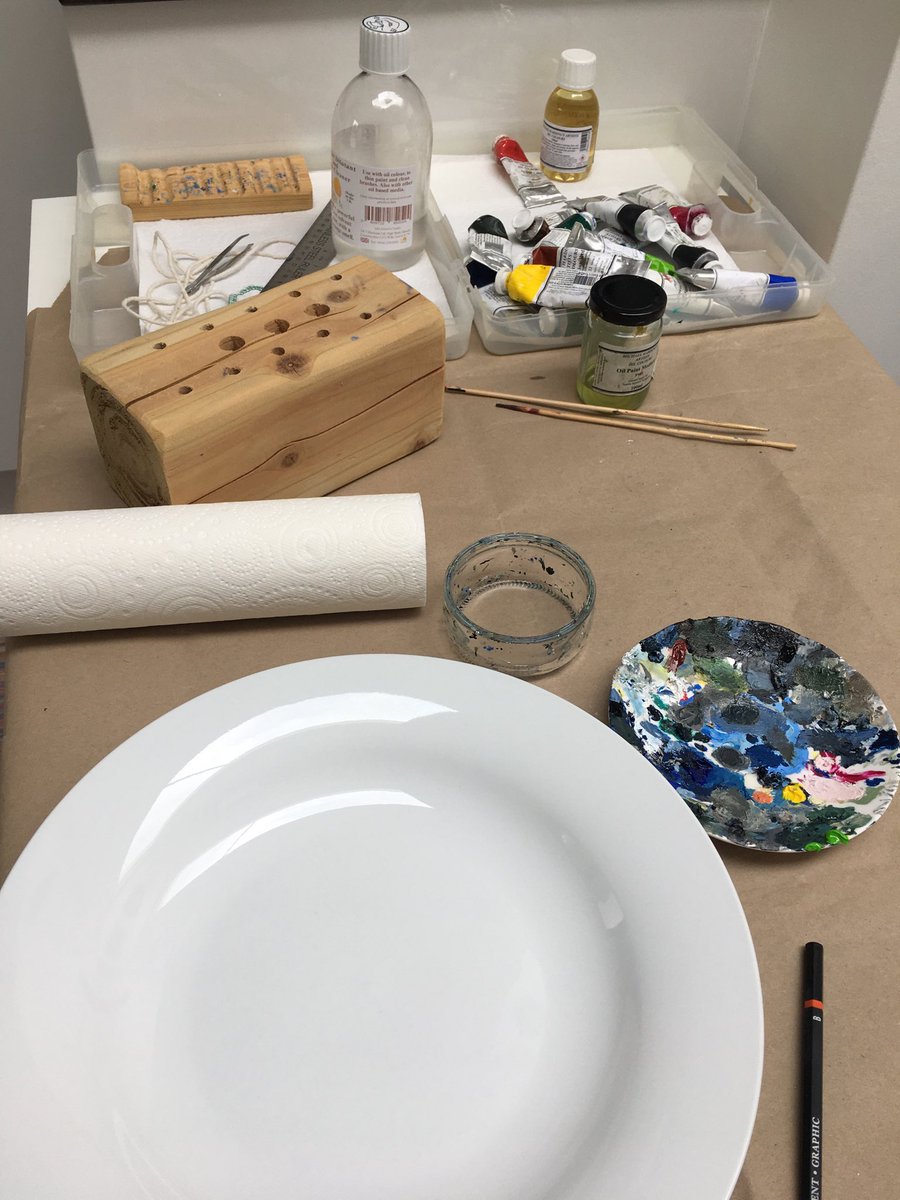 HollyBrodieArt's tweet photo. Ready to go. #notprocrastinating https://t.co/Qaz4akqNui