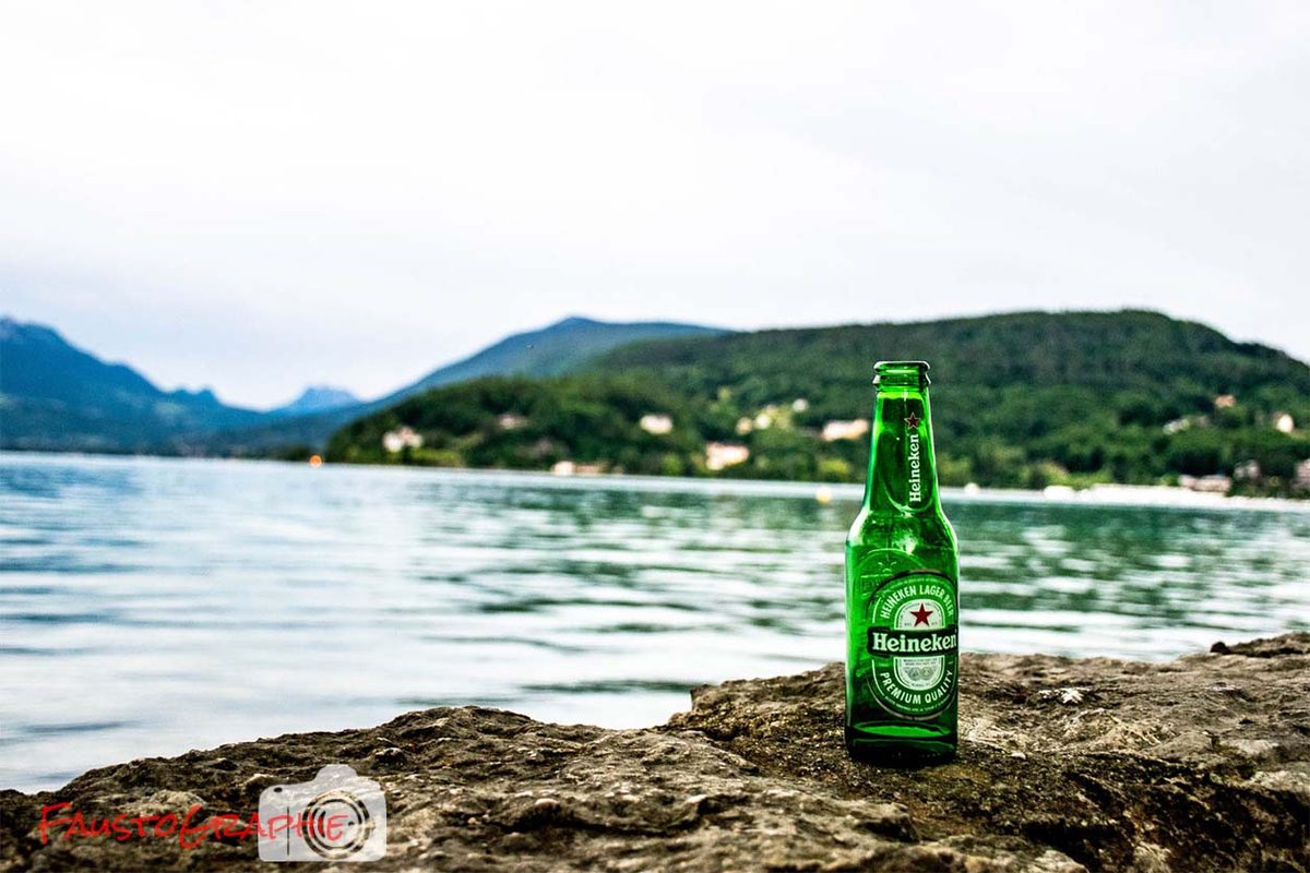 A beer by the lake.
#photography #picoftheday #Annecy #HauteSavoie #lacannecy #digitalphotography #photographie #wanderlust #photoofthedays #photographyeveryday
#photographysouls  #photographyaddict
#lifeofaphotographer #bestoftheday #StreetVision #streetphotographer