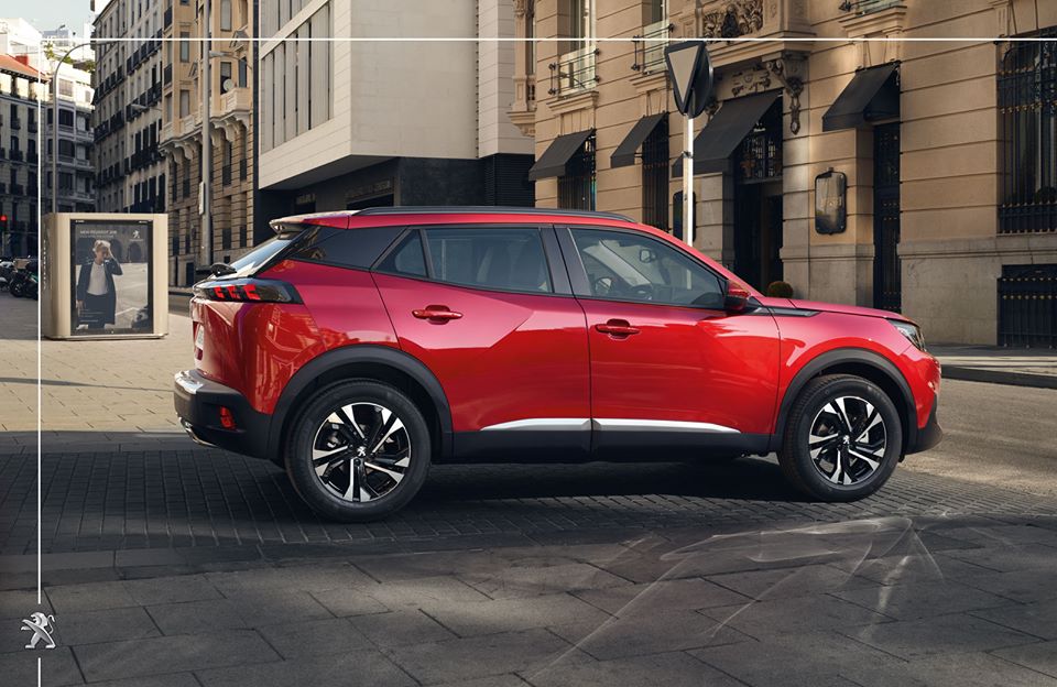 TCMotorsWat's tweet photo. Eye-catcher. New #Peugeot2008SUV #UnboringTheFuture https://t.co/bNqGNnVY6C