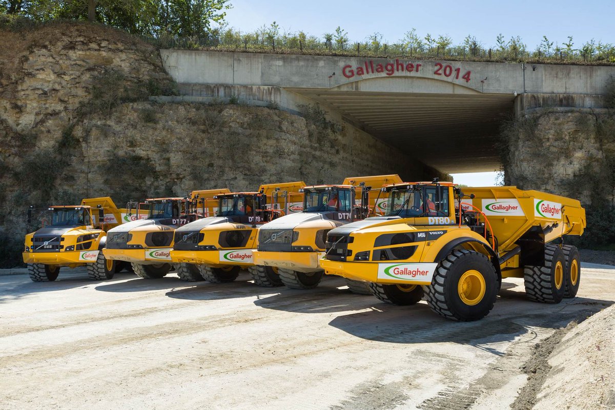 Gallagher_Team's tweet photo. We have recently extended our fleet of articulated haulers with the addition of one #Volvo A60 and two Volvo A45s.  Supplied by @SMT_GB and transported to our #hermitageQuarry by Metcalfe Farms Haulage https://t.co/OjdDNbcTDc