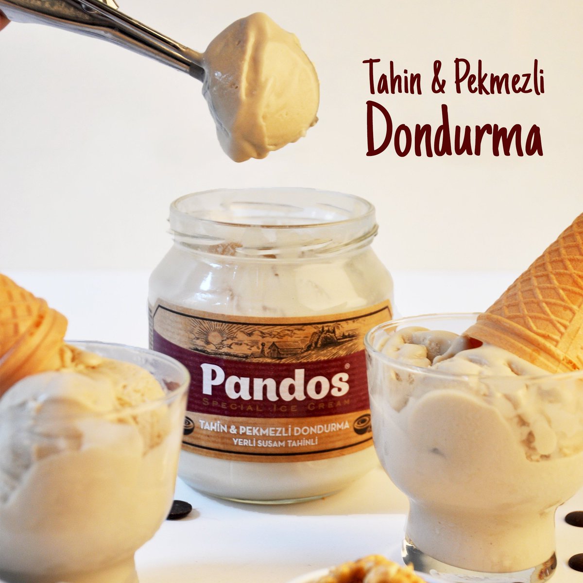 Türk geleneklerine uygun, şekeri azaltılmış pekmez ile yerli susamdan elde edilen saf tahinin karışımıyla;
Az şekerli, çok lezzetli Pandos Tahin &amp; Pekmezli Dondurma 🍨

Sipariş 👉🏻 tazedirekt.com/pandos-b-1424
📍Ayrıca ürünlerimize MacroCenter şubelerinden ulaşabilirsiniz.

#dondurma