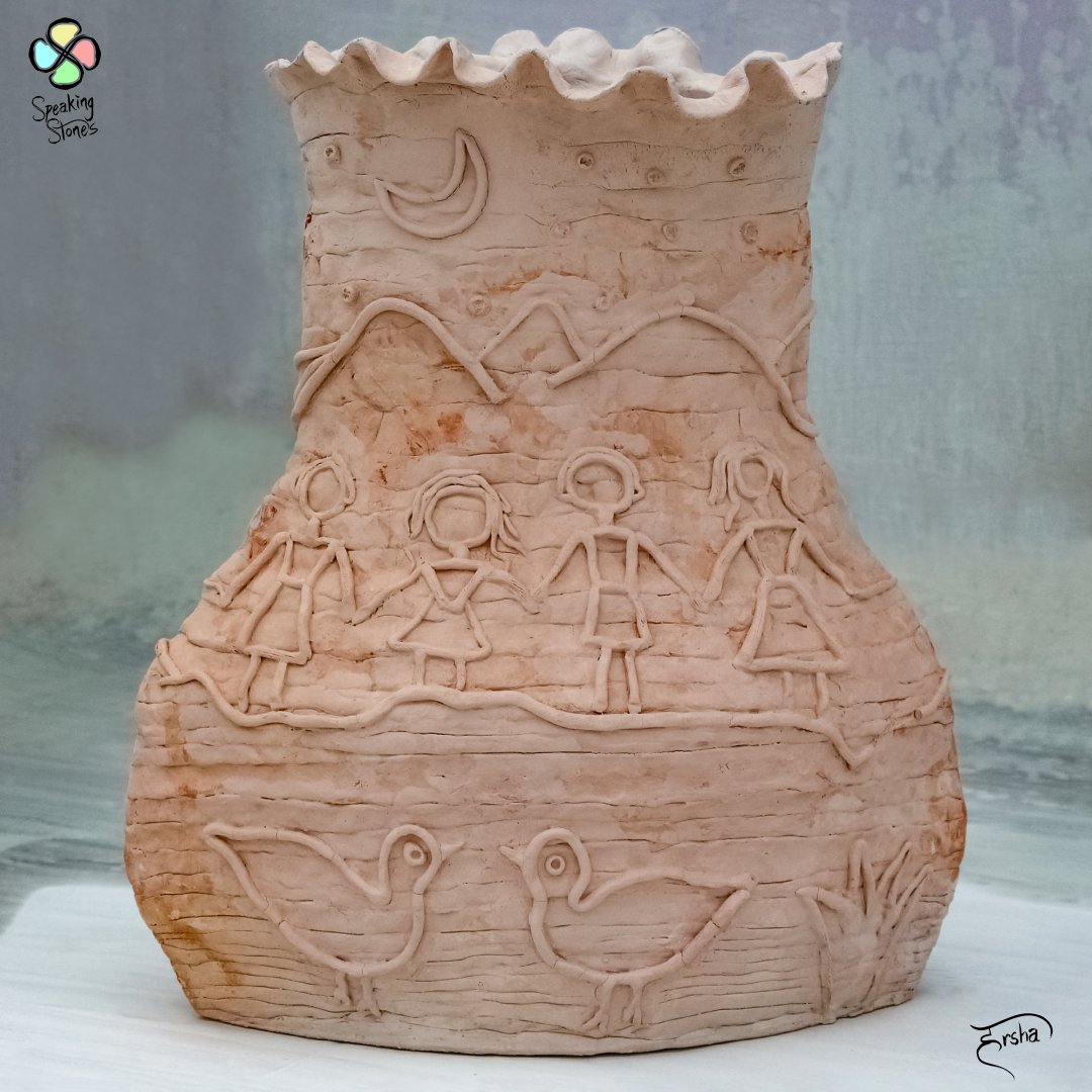 Imagining too much, you say?
Well, what else do you expect from an artist?
#lovewhatido #conceptart #boatshaped #potters #supportlocal #interior #homedecor #ceramicart #functionalart #clayart #visualarts #artists #ceramists #interiordecore #vase #earthernware #flowerpot