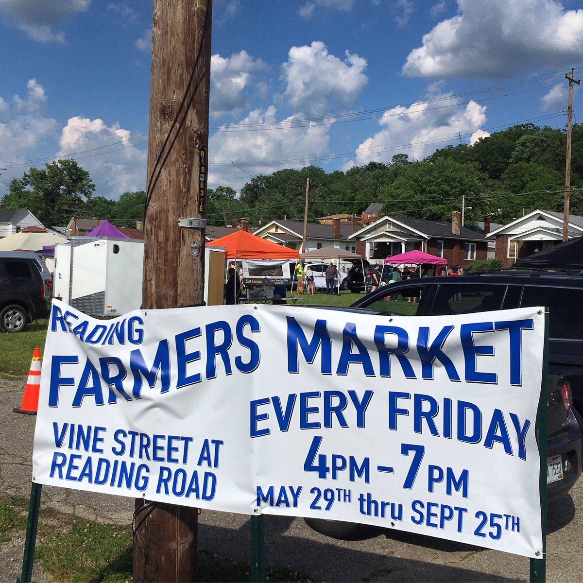 weThriveReading's tweet photo. What a beautiful day for a farmers market! Come see what our vendors have today, from 4p - 7p! #readingfarmersmarket https://t.co/0jRkF3qinE