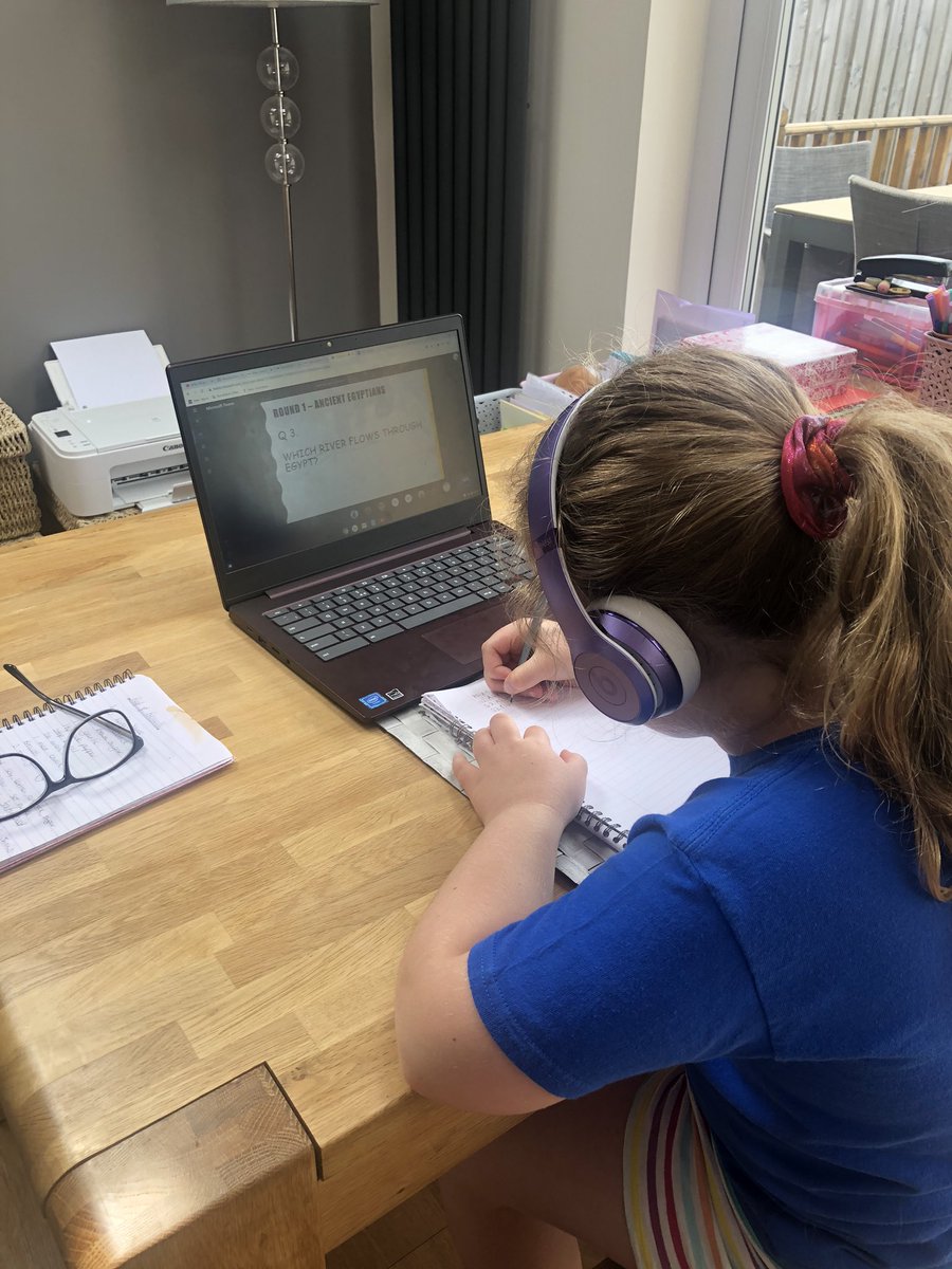 Engrossed in <a href="/RudiGold4/">Miss Gold</a>’S class quiz <a href="/MorayPS/">Moray Primary School</a> 😍😍