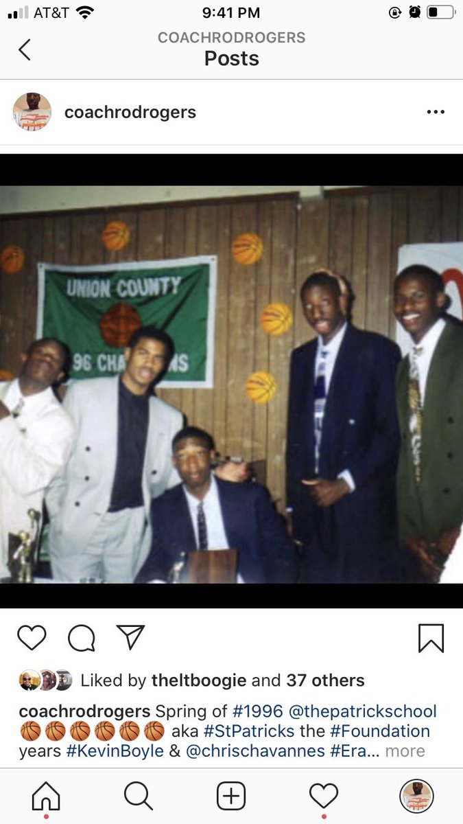 WalkThatTalkPod's tweet image. #CoachRod with his #Num2 ranked high sch squad in #NewJersey  @patrickschool In #1996 won a few championship this season with my bro’s #Jerome Head Coach #ShaHolloway of @PeacocksMBB @#Su @FdhsgirlshoopsJ &amp;amp; #AlHarrimgton from #Nba in #96 #CelticPride @patrickschool 🏀☘️💯