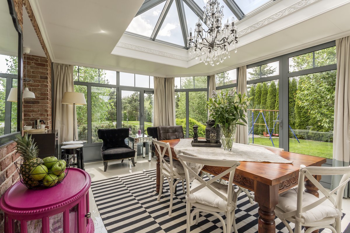 seandoylewindow's tweet photo. Embrace the sunshine...by combining our roof lights with a lift and slide patio door and range of corner and ceiling high windows you can flood your home with warm sunshine. Available in Aluminium from #seandoylewindows #windowsforhome #aluminiumwindows #patiodoors #sunroom https://t.co/9guwbwfyW3