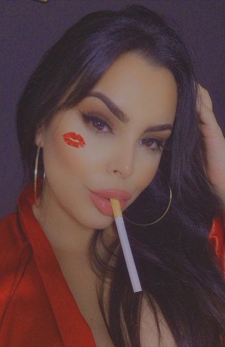 I love my job ☺️🚬 https://t.co/rVhMUR89UV https://t.co/55Jwn8n1gb<a href="/tag/curvy"class="tags"><span>#curvy</span></a><a href="/tag/smoking"class="tags"><span>#smoking</span></a><a href="/tag/fetish"class="tags"><span>#fetish</span></a><a href="/tag/roleplay"class="tags"><span>#roleplay</span></a><a href="/tag/vlog"class="tags"><span>#vlog</span></a><a href="/tag/femdompov"class="tags"><span>#femdompov</span></a>