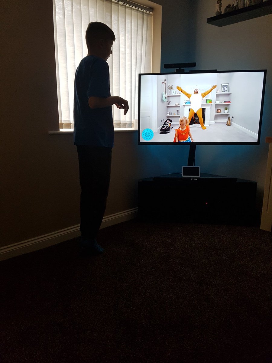 b_joelo's tweet photo. @SelbyHighPE Friday workout done another week of home learning finished! https://t.co/MISLMVxt0F