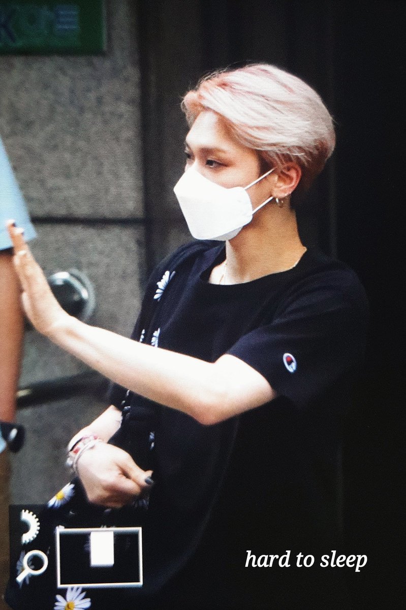 hard to sleep tweet media