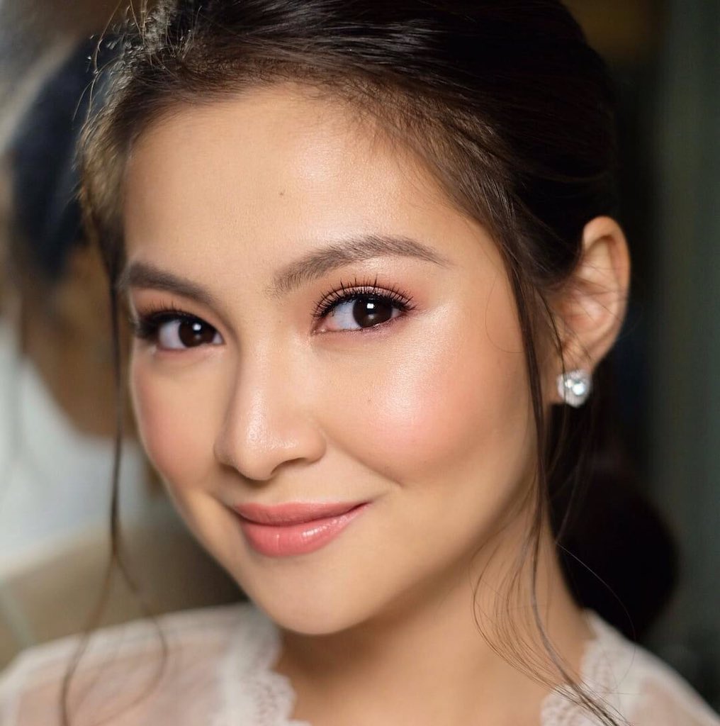 madyannexbarbie's tweet photo. Our one and only Kapuso Primetime Princess, Barbie Forteza

#Happy70thGMA | @dealwithBARBIE https://t.co/CLkQeAwGNM