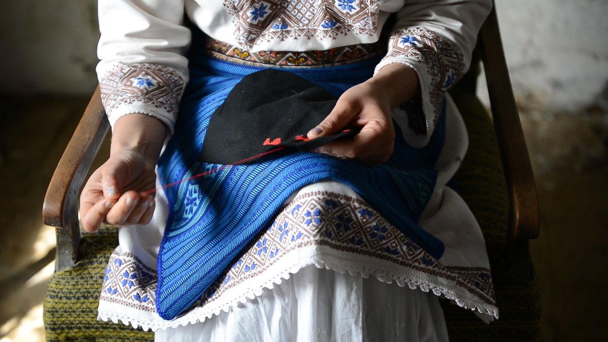 NewContemps's tweet photo. Join us for a Digital Embroidery Circle hosted by alumni Katarzyna Perlak, 6-7.30pm Tuesday June 23rd

Open to all, the session will be centered on embroidery threading as social practice, addressing their social and political contexts. 

https://t.co/4w1yOSiD92  

Places limited https://t.co/PKUa50y9Fk