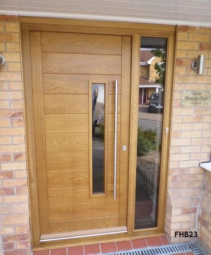 أبواب خارجية مصنوعة من خشب السنديان الصولد