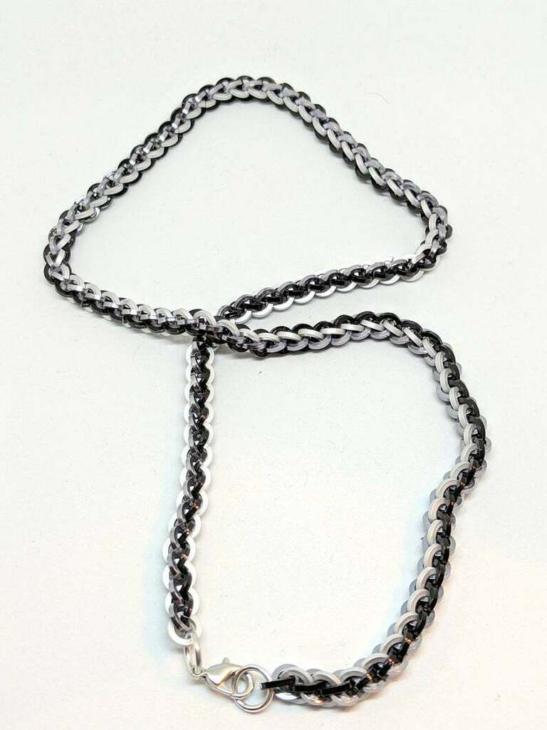 Contain_Dragons's tweet photo. Excited to share listing in my #etsy shop: Monochrome JPL necklace. https://t.co/Bh2XvSJsJh #jewelry #bracelet #aluminum #chainmaille #chainmailjewelry #handmade #etsyshop https://t.co/bB49umnr24