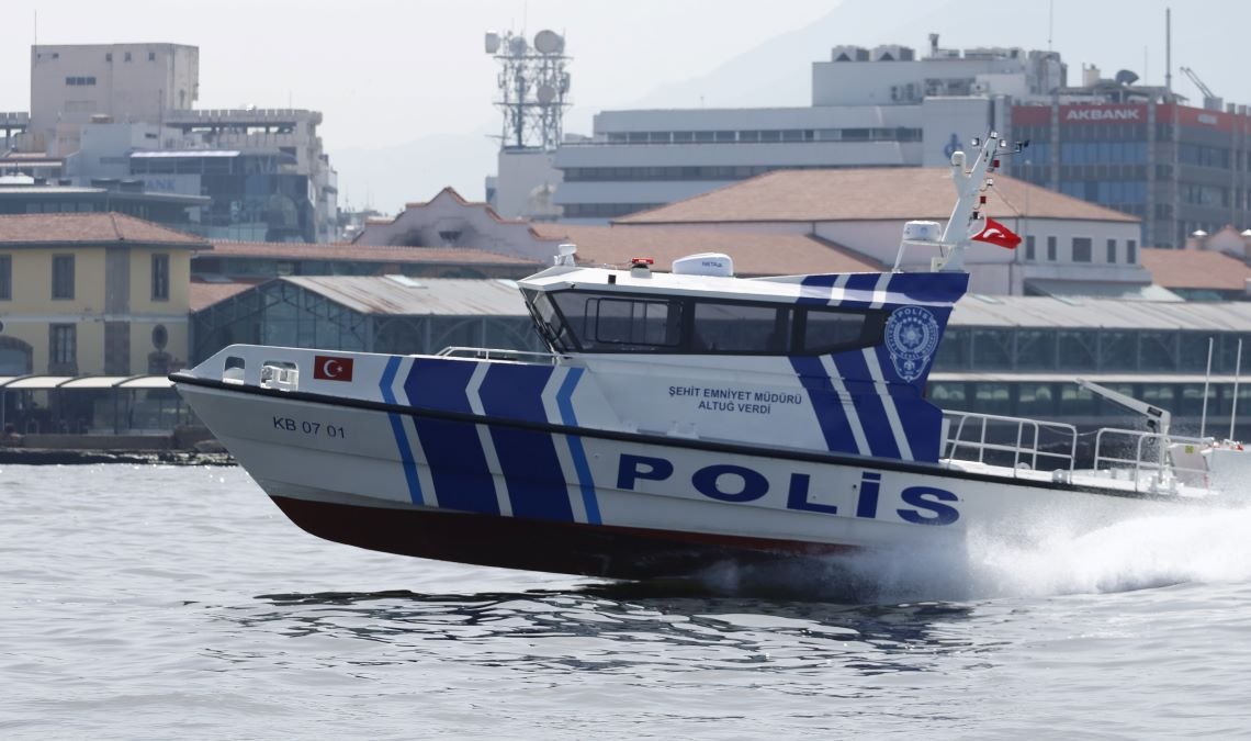 izmir_shipyard's tweet photo. Brand new #IZ1500 fast #patrolboats on action! @izmir_shipyardcproudly introduces the new series of 14.60 m. innovative fully #aluminium #marinepolice #utulitycrafts reaching as much as 42 kts speed with twin #volvopenta #IPS700 #marine #commercial #propulsion #shipyard #workboat https://t.co/hvuvkb0WDB