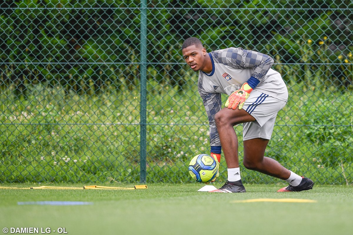 OL's tweet photo. Team Gardiens 👐 
#Goalkeepers https://t.co/HUh4YIGddA