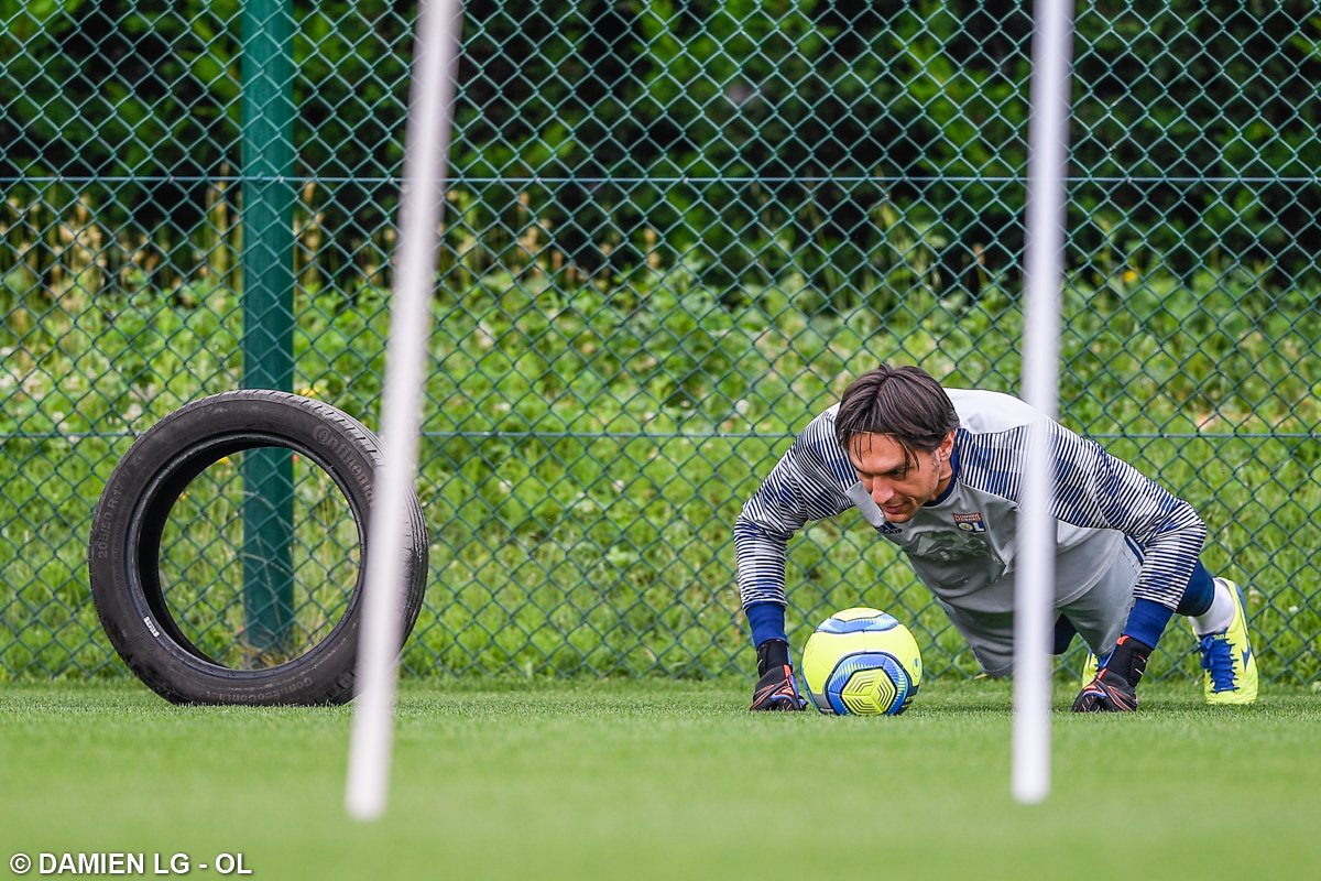 OL's tweet photo. Team Gardiens 👐 
#Goalkeepers https://t.co/HUh4YIGddA