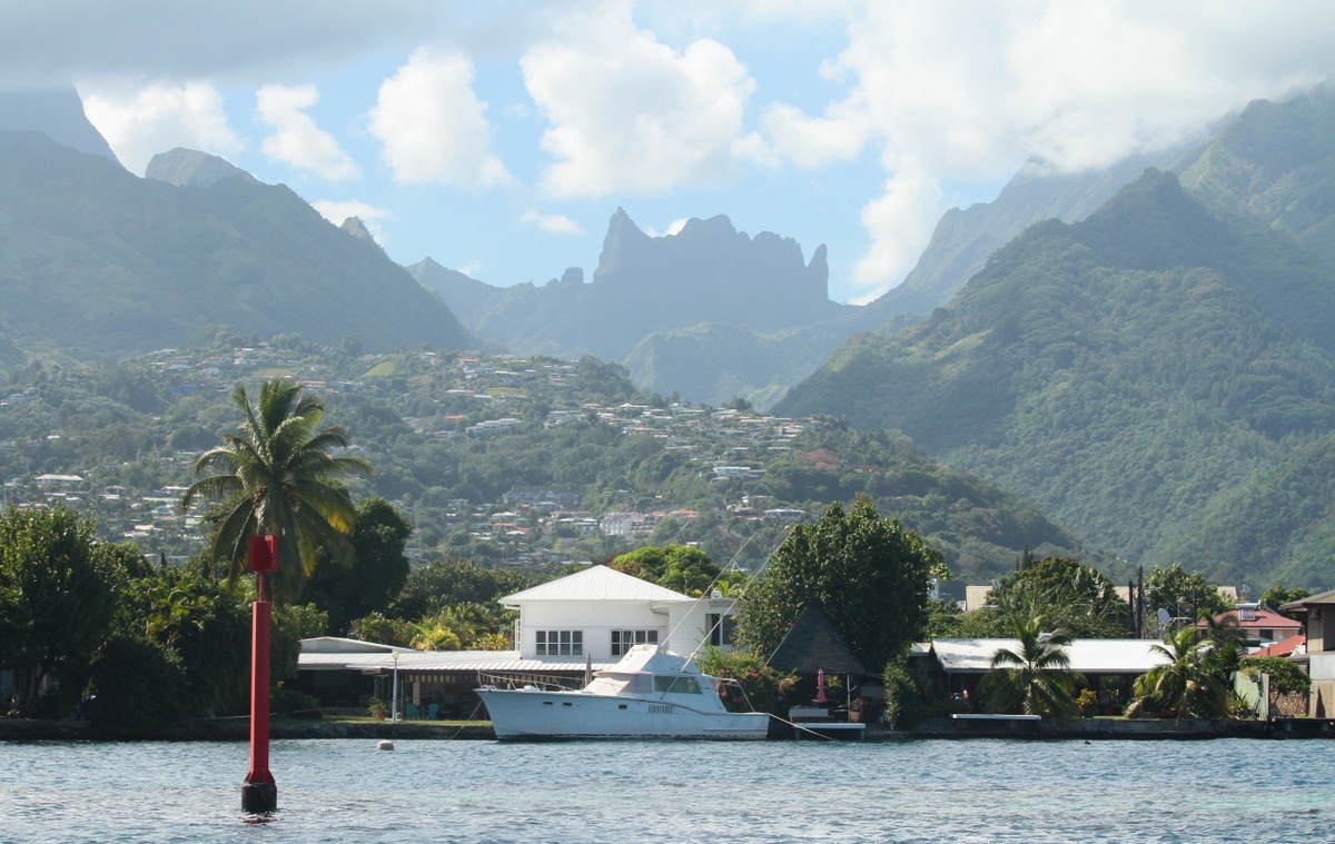 flying_pdj's tweet image. C'est ce décor aussi grandiose que majestueux qui attend les navigants de la Flying Pacifique des Jeux... Ici le Diadème (1321 m) surplombant le Pacifique.
Inscrivez-vous dès maintenant sur notre site👉flying-pacifiquedesjeux.com/inscription/ #waszp #mothfoil #onefly #lovetahiti @AirTahitiNuiFR