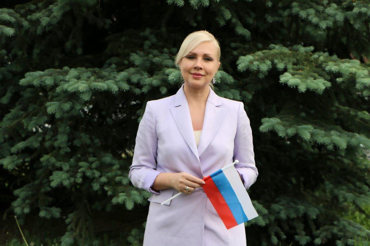 💬 Екатерина Шилова: Моя Россия - это потрясающие своей красотой и разнообразием уголки родного края. Юрьевец, Дунилово, Парское, Плёс.... Кто хоть раз когда-либо посещал эти удивительные места - точно не остался равнодушным.
⠀
🇷🇺 #ЭтомояРоссия #ЕР37 #МыРоссия #МыВМЕСТЕ