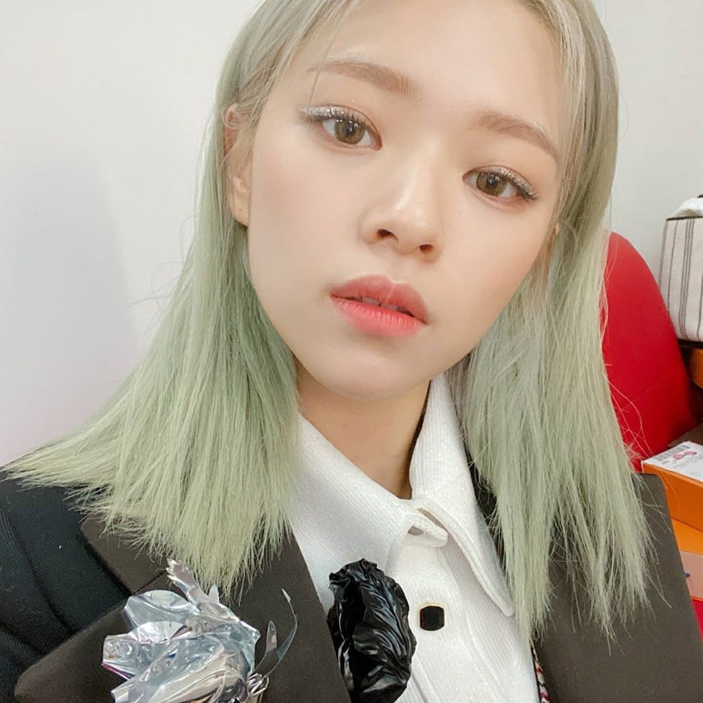 YU_Video's tweet photo. 하늘땅우주만큼!!!!!!!! #정연 https://t.co/hNr0WmHIAg