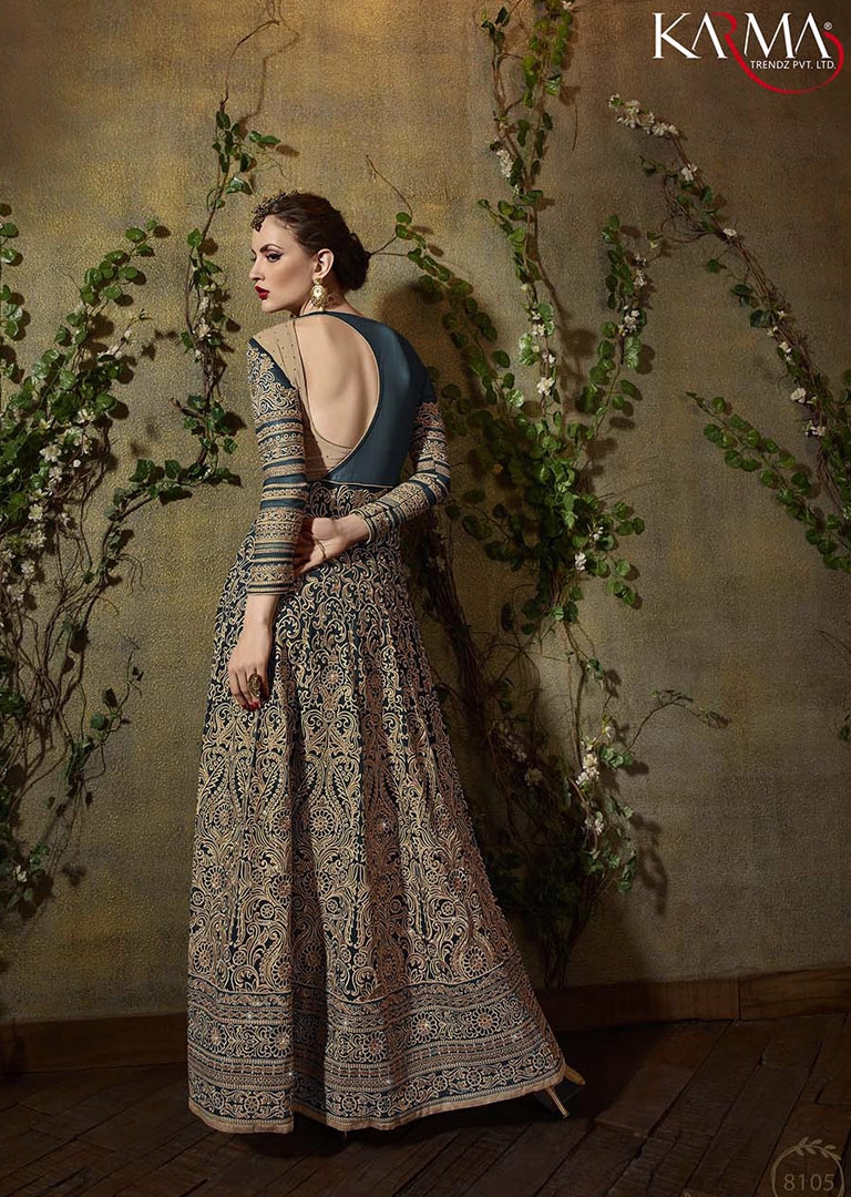Asian_CoutureUK's tweet image. Glam up this summer wedding season is these stunning anarkali suits ! With the most intricate detailing. Available online at Asian Couture.

Buy now @ asiancouture.co.uk/brands/karma-t…

#Anarkalidresses #indiangowns #desioutfits #indianclothes #indianethnic