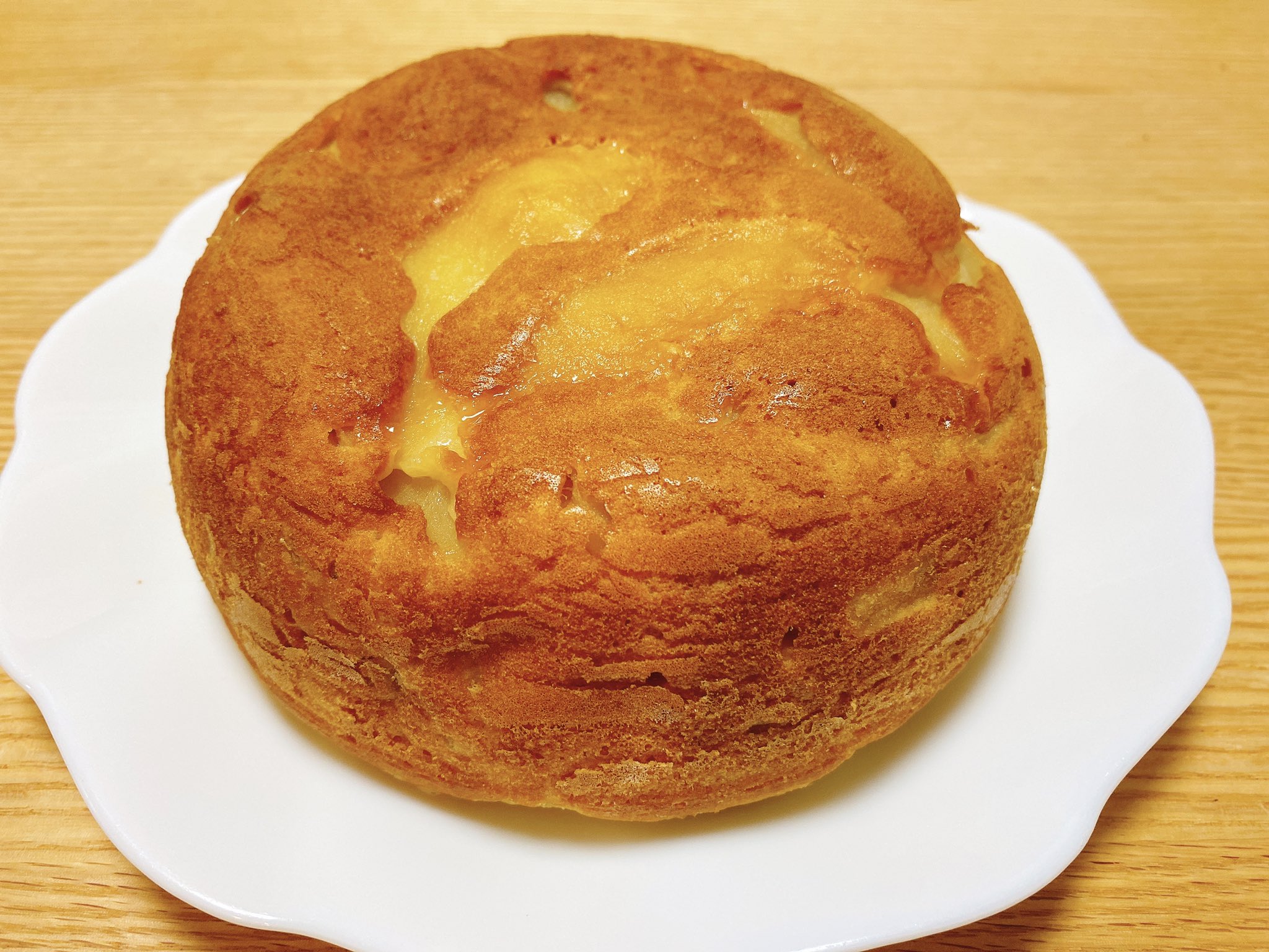 キュウソネコカミ おうちキュウソ こんばんは 久しぶりの炊飯器シリーズ 第4弾は らぽっぽのポテトアップルパイ的なものを目指して ホットケーキミックスにさつまいもとリンゴをぶち込んだものです 見た目は全然ちゃうけど これはこれで良き