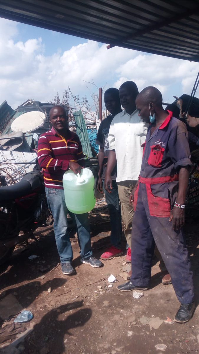Langata MP Nixon Korir partners with KPC in issuing of free GoK sanitizers to taxi operators,bodaboda riders &amp; small scale traders in South C,Nairobi West,Nyayo Highrise,Karen &amp; Mugumouni Wards. <a href="/nixon_korir/">Generali Nixon Korir</a> <a href="/andrewnkamau/">Andrew Kamau</a> @MadiniKenya #KomeshaCorona #WeShallOvercome #BeyondFuel