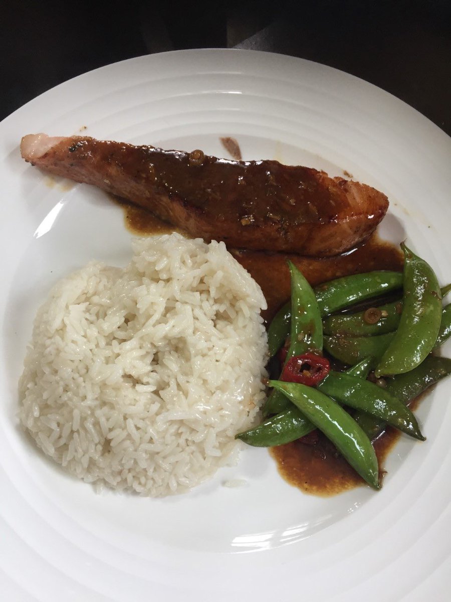 MarrHome's tweet photo. This weeks star cook is Logan in S2 with his delicious Asian Salmon 🌟🧑🏼🍳🌟!! Packed full of delicious and colourful ingredients 🐟🌶🍜🙌🏼😋!! #starcook https://t.co/cDsrevqiCQ