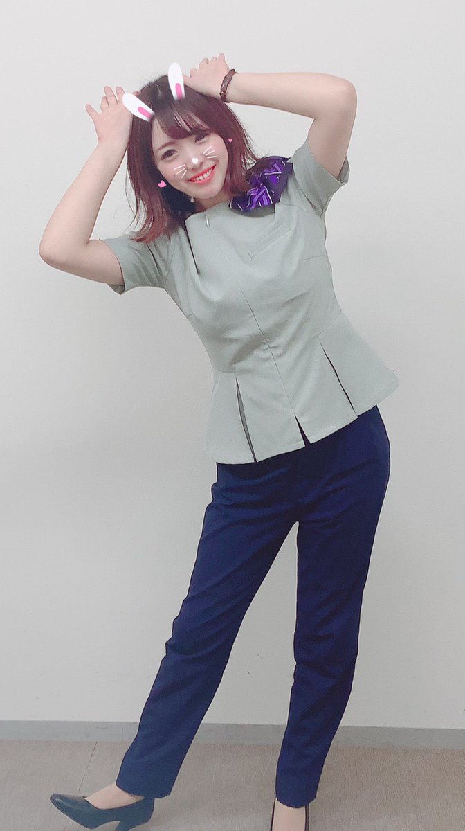 Zent住吉店 11月10日新台入替初日 予定 On Twitter お久しぶりですッッッ かおるんです なんだか久しぶりすぎて 緊張します 笑 4月から入社した 新入社員の子です 仲良くパシャリ ちなみに私のマスクの中は こんな感じ かおるんの 呟き Zent Zent