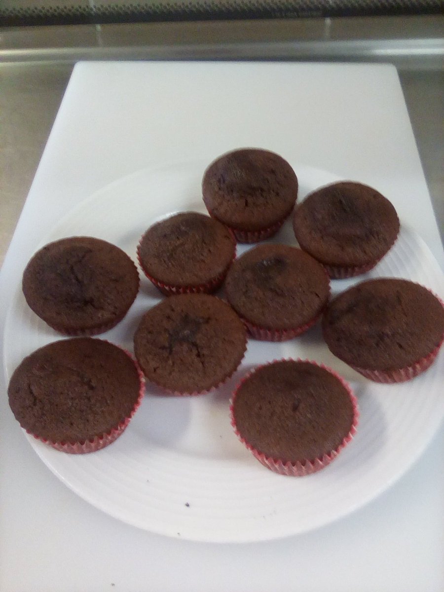 SyrenaHouse's tweet photo. #socialdistancing 1-1 #pizza #buns #cookinggroup All the patients at Syrena House have enjoyed cooking activities this morning ๐ฉโ๐ณ https://t.co/oEd98ULU5y