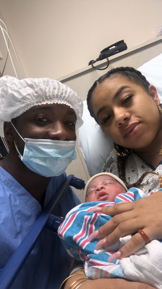 CuseStallions's tweet photo. Everyone, meet Brandon Jr! π¦
Please congratulate starting point guard Brandon Caruthers and his girlfriend, Raquel, on the birth of their healthy baby boy! π
#FutureStallion https://t.co/dt6zDIW0xm