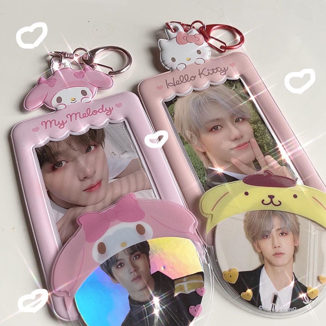 Sanrio Photocard Holder Keyring 2025