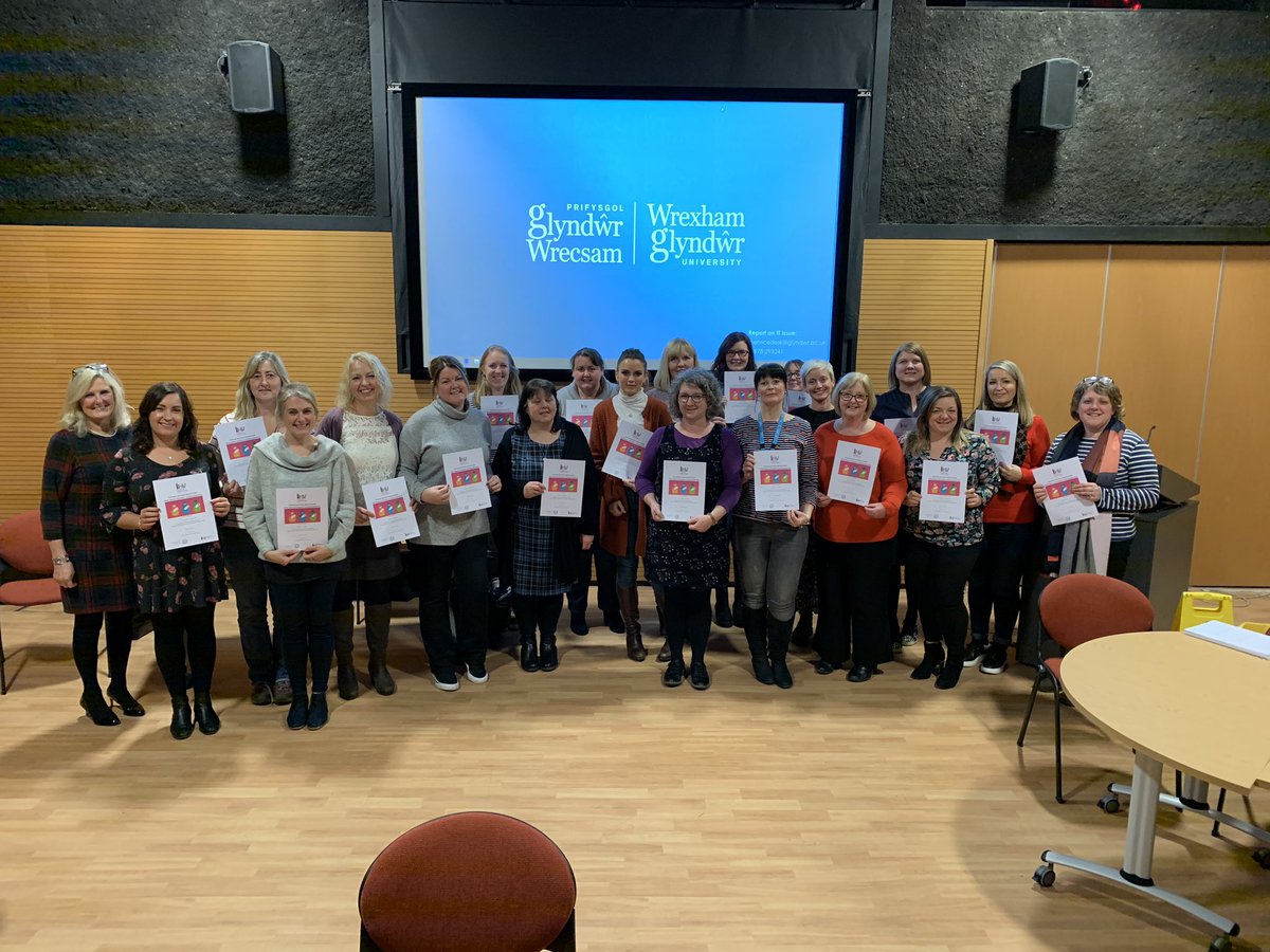 iHealthVisiting's tweet photo. Big shout out to all our #iHVPIMHChampions who are out every day being the voice for babies, raising awareness of how babies see the world, providing education and information, supporting parents so that they can confidently nurture their babies #IMHAW2020 https://t.co/qhZ5Qb5tLV
