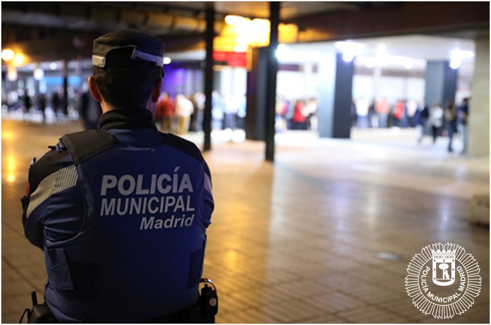 policiademadrid's tweet photo. #FelizViernes #FelizFinde recuerda que tu colaboración es fundamental para evitar la práctica del #Botellón, diviértete de manera responsable y sin molestar a los demás. Te puede salir caro. #tudecides #DiNoAlRuido #DiNoAlBotellón https://t.co/5l7reZjOMH