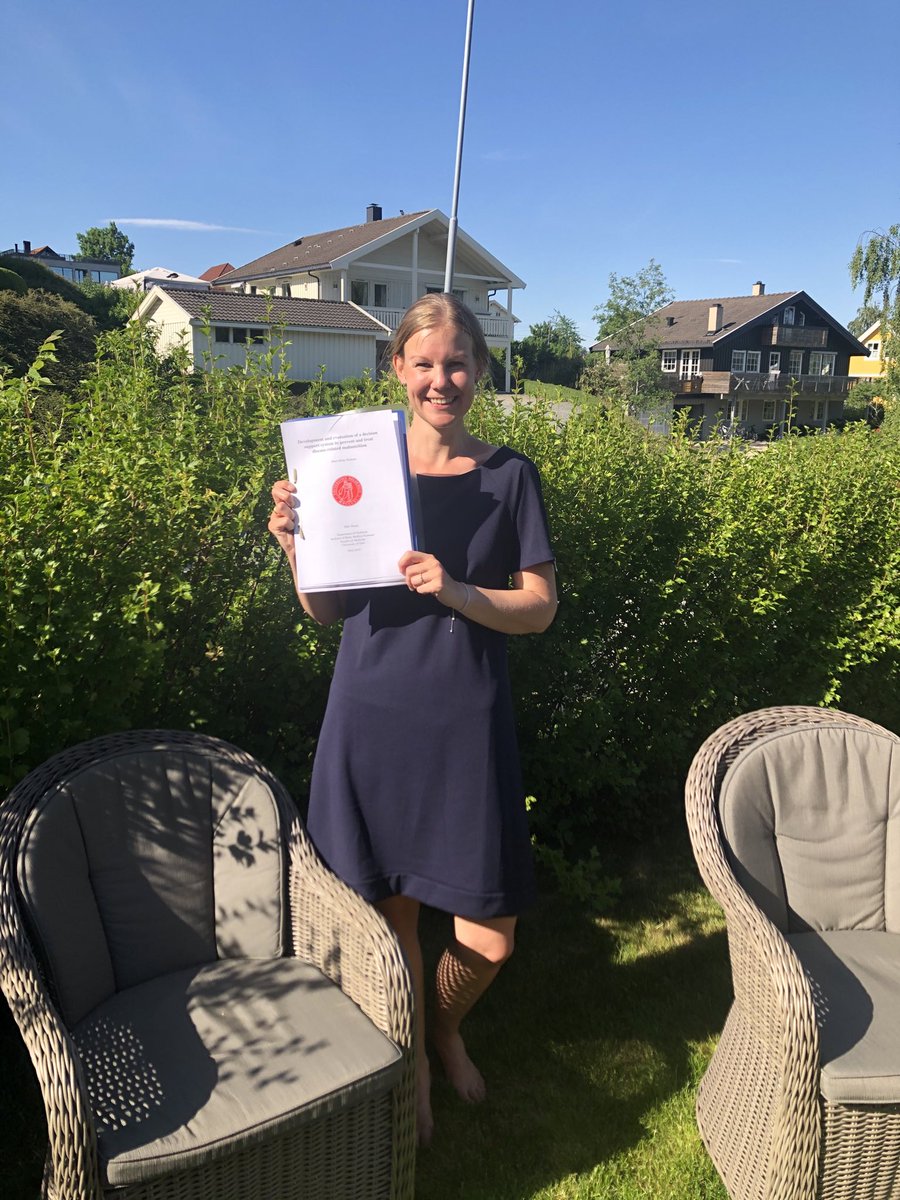 Lene Frost Andersen (@andersen_frost) on Twitter photo <a href="/mari_mohn/">Mari Mohn Paulsen</a> forsvarte idag sin avhandling. Gratulere Mari!Fantastisk arbeid og forsvar! #Stolt #Nyt #MinMat <a href="/mari_mohn/">Mari Mohn Paulsen</a> forsvarte idag sin avhandling. Gratulere Mari!Fantastisk arbeid og forsvar! #Stolt #Nyt #MinMat