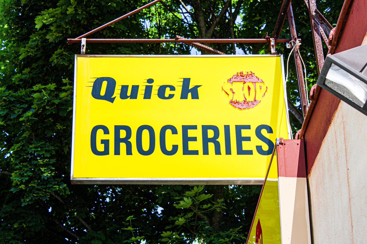 creativebeam's tweet photo. Clerks, Clerks 2, Jay and Silent Bob Strike Back film location. 58 Leonardo ave, Leonardo, NJ. Quick Stop Groceries. @thatkevinsmith @jaymewes @jayandsilentbob @briancohalloran #leonardonj #jayandsilentbob #kevinsmith #jasonmewes #photography #photo #quickstopgroceries #NewJersey https://t.co/SQMXD1pWti