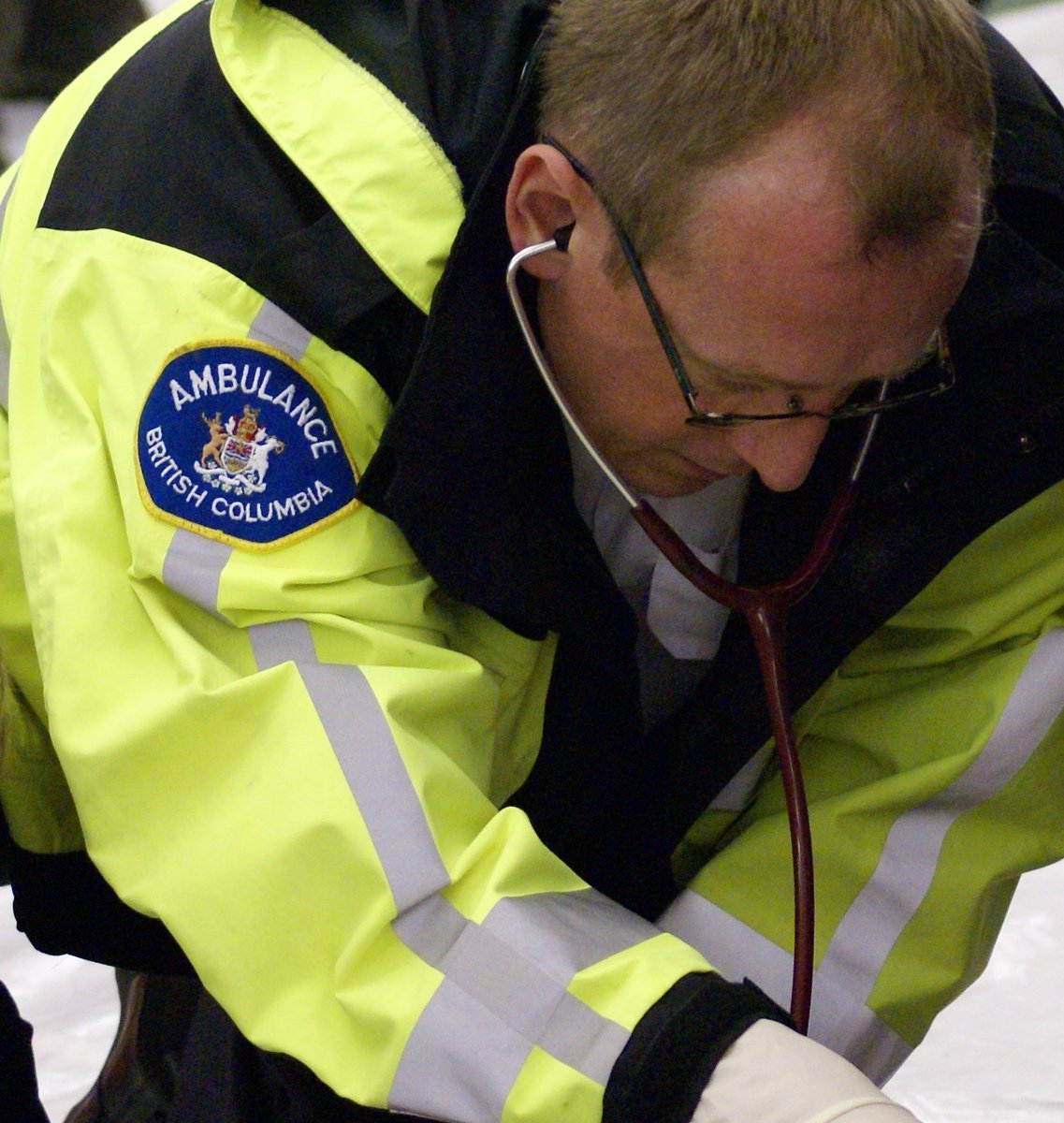BC_EHS's tweet photo. ‘My husband had a seizure, stopped breathing and went into cardiac arrest. #Paramedics immediately started #CPR - 4 rounds total - and told me they would do everything they could and did not give up. Today he is home w/ me, doing AMAZING. Thank you.' - Garrett #ThankfulThursday https://t.co/Q1u2RtkY98