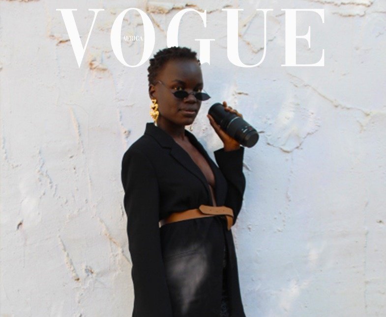 Vostie7's tweet image. Joining the #VogueChallenge 😎😎
📸: @thembelaniii 
👗: @sephayo 
💻: @LucioSWZ 
📍: @LegendsBackpack