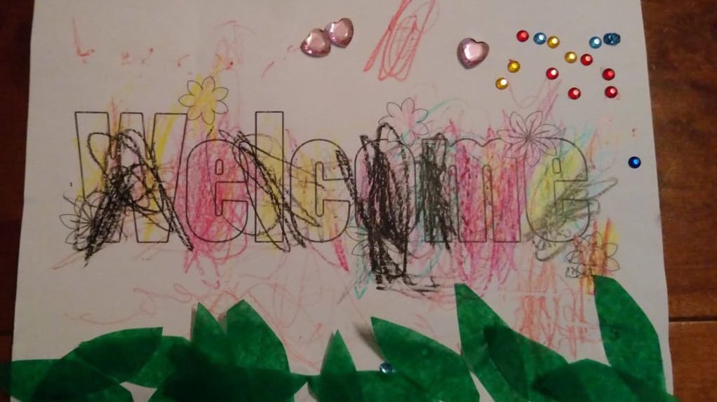 AppleTreeNch's tweet photo. We’ve celebrated #DayOfWelcome with a special virtual story time and our families have been busy making welcome signs and sending them to us. @NorwichSOS https://t.co/P9uUePRuIy